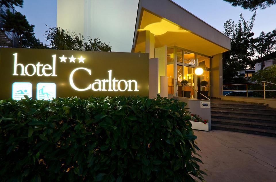 Hotel Carlton Lignano Sabbiadoro Exteriör bild